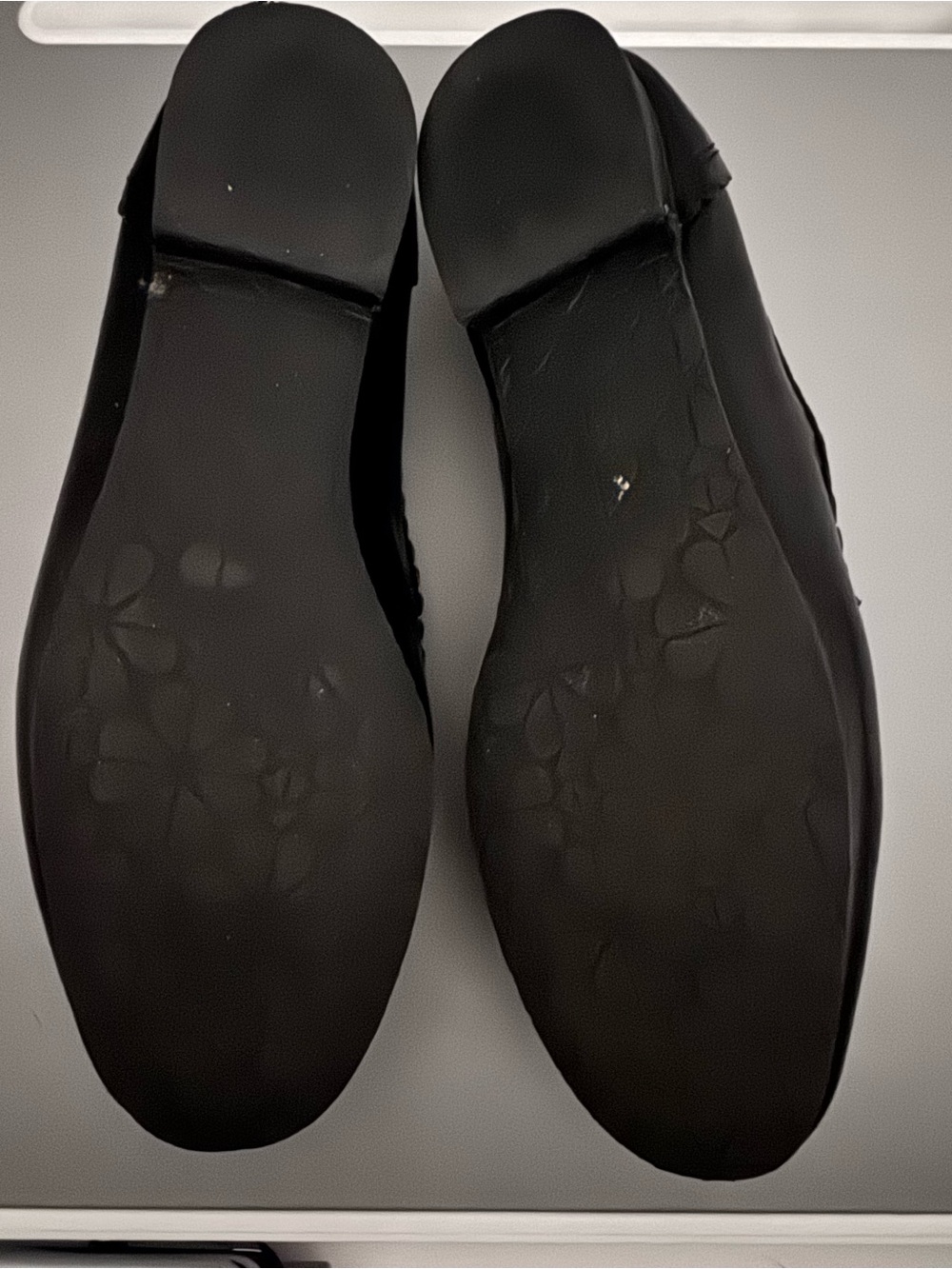 kate spade black scalloped leather penny loafers - Picture 4 of 5
